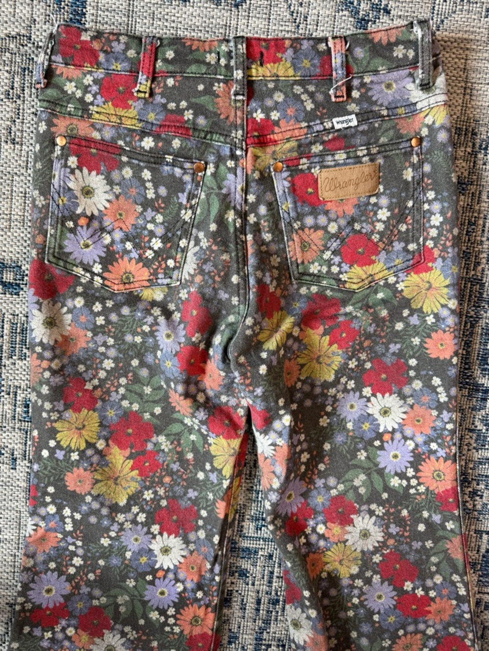 Wrangler Floral Print Jeans in Brown and Multicolor Blooms